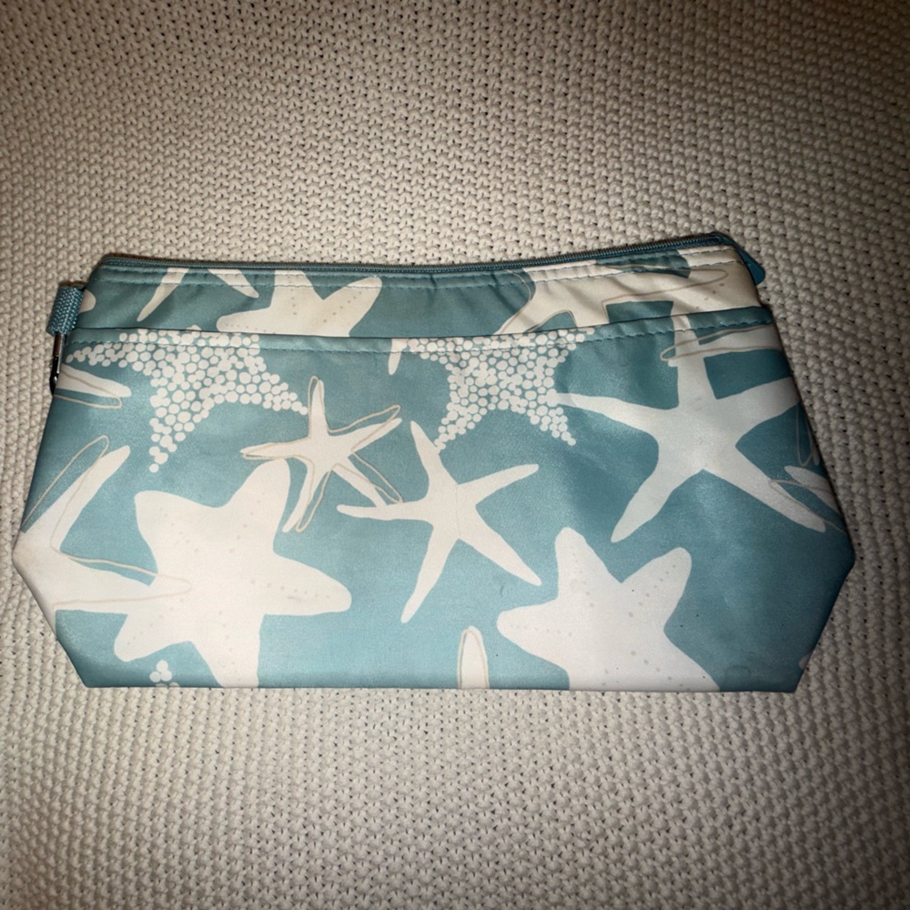 Thirty-One Starfish Print Pouch - Blue and White